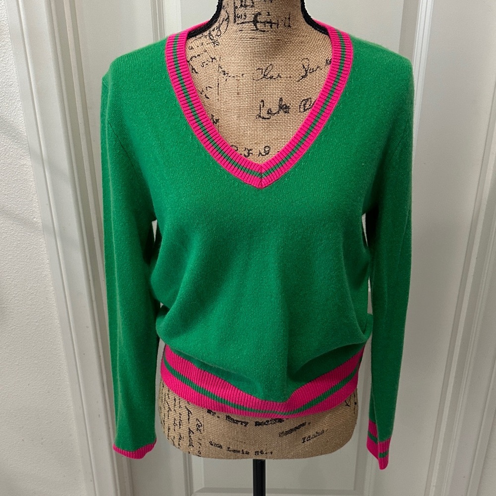 From Future Green and Pink V-Neck 💯 cashmere Sweater. new with tag